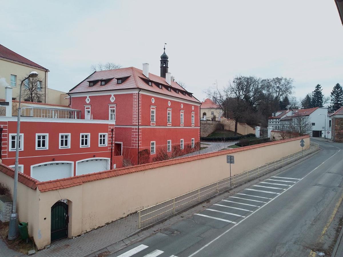 Antonio Residence Škvorec Esterno foto